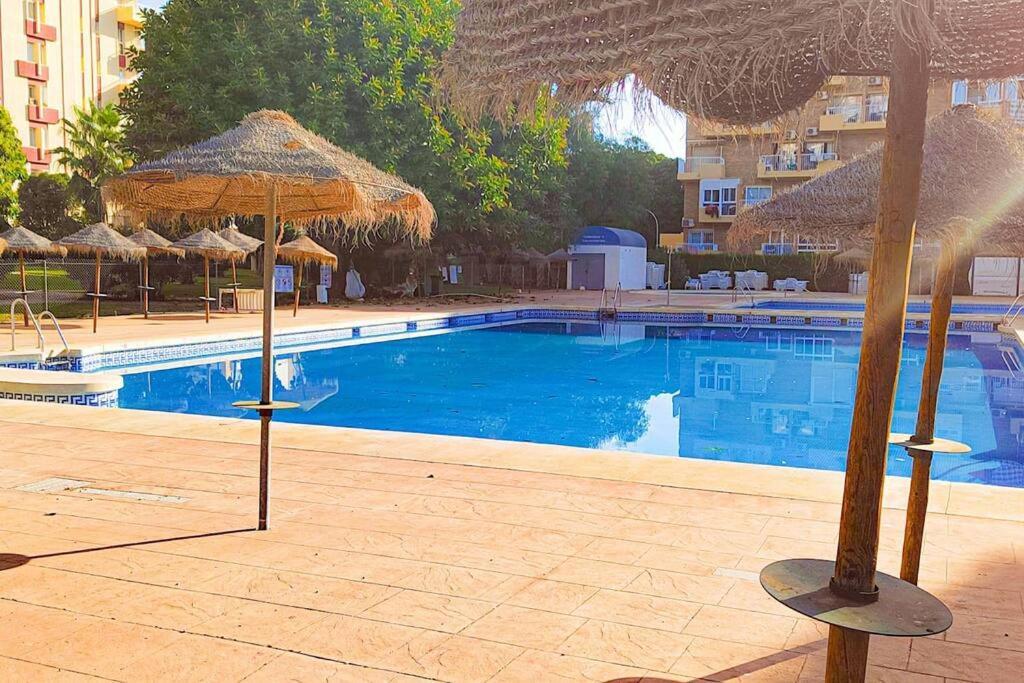 Apartment Kaizen. Terraza, Piscinas, Playa A 5 Minutos.